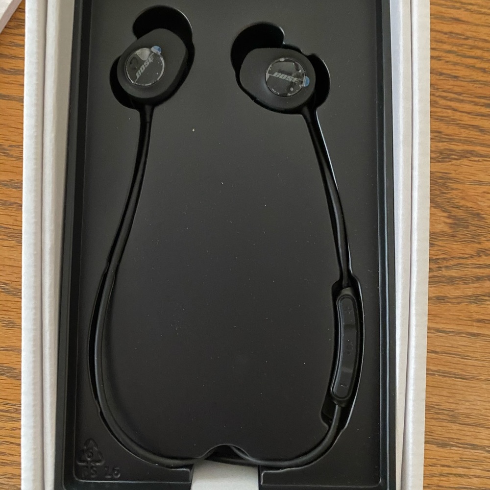 Brand new Bose Soundsport wireless headphones